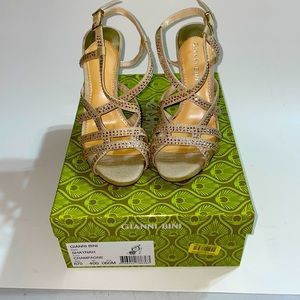 Gianni Bini Champagne Heels Size 6